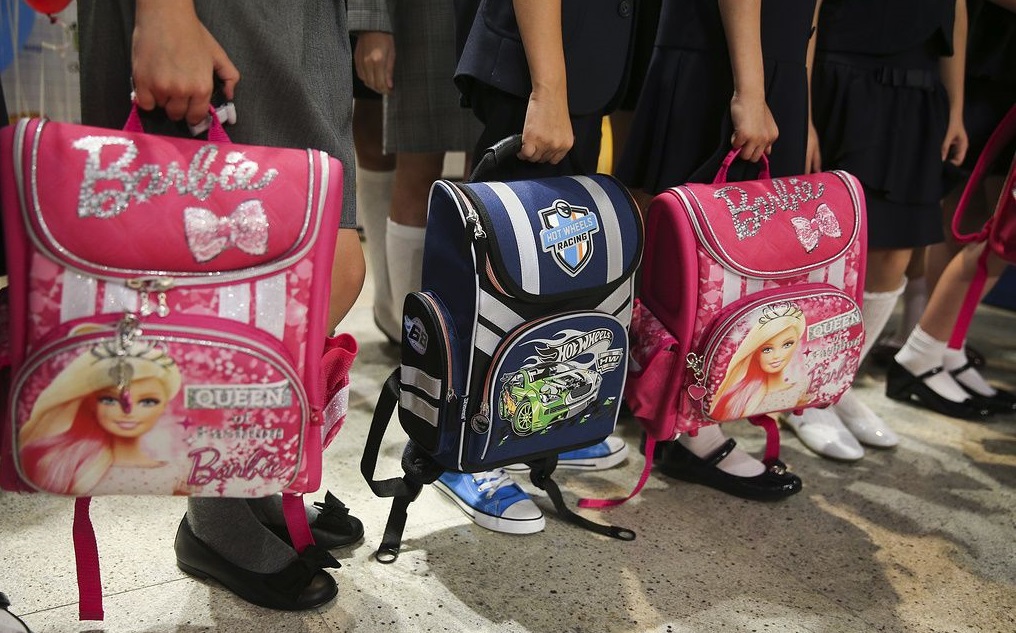 Готовимся к школе: ученые посчитали, сколько должен весить рюкзак ребенка