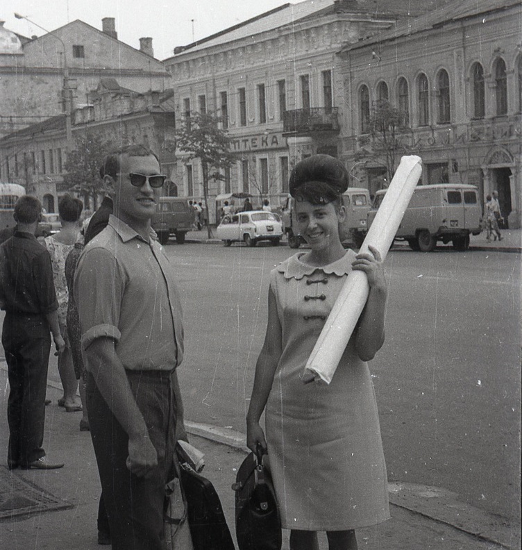 Прически 60-х из СССР, в том числе, о роковой косе Валентины Толкуновой