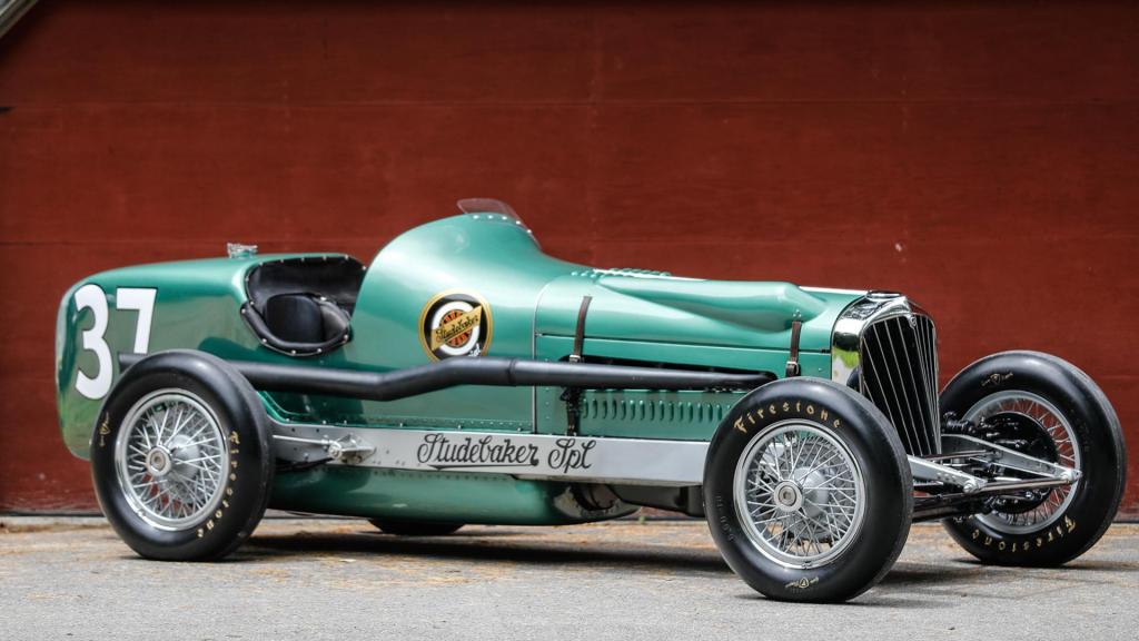 Роскошь и винтажный шик: лучшие ретро-автомобили, представленные на аукционе Monterey Car Week 2019