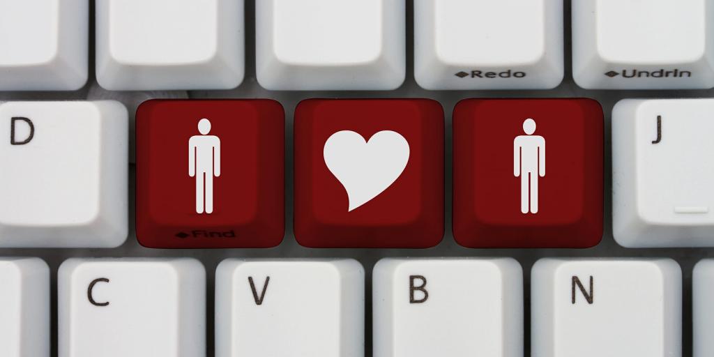 Может ли интернет заменить свидания? Ученые выяснили, что онлайн-знакомства становятся все более популярными