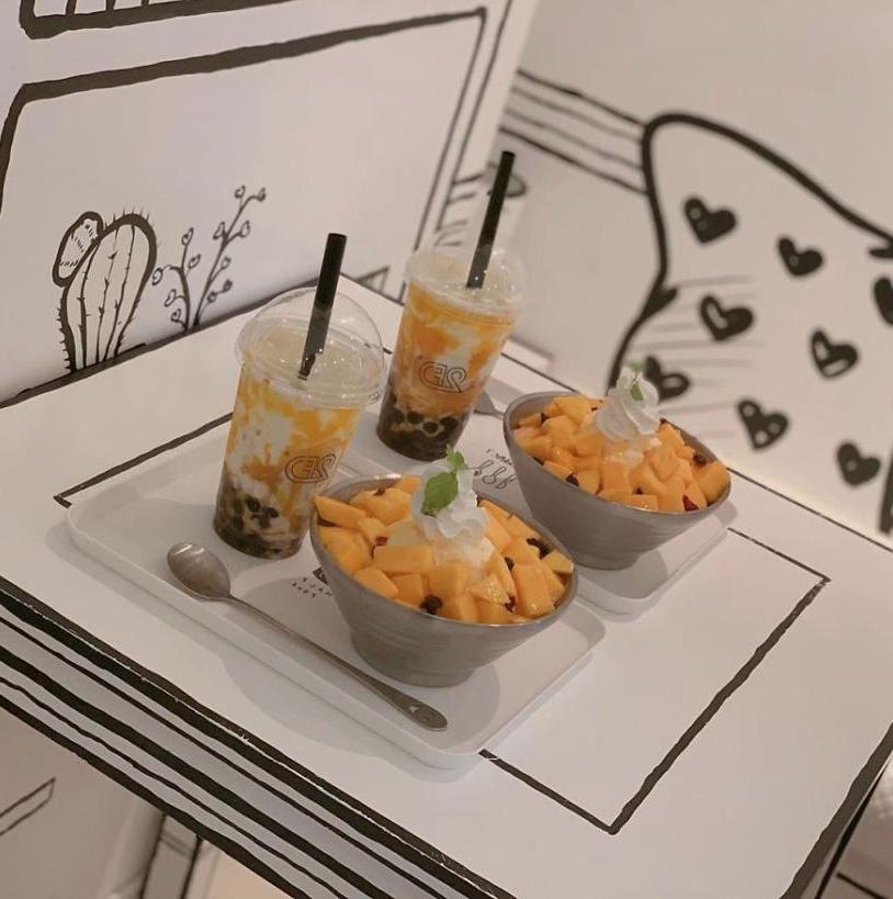 "Картонное" кафе в Японии - место, где каждый почувствует себя будто в мультфильме (фото)