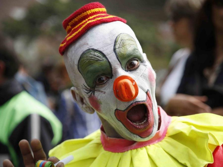 Вопрос дня: почему мы боимся клоунов? Разбираемся, как они стали одним из самых больших страхов современности