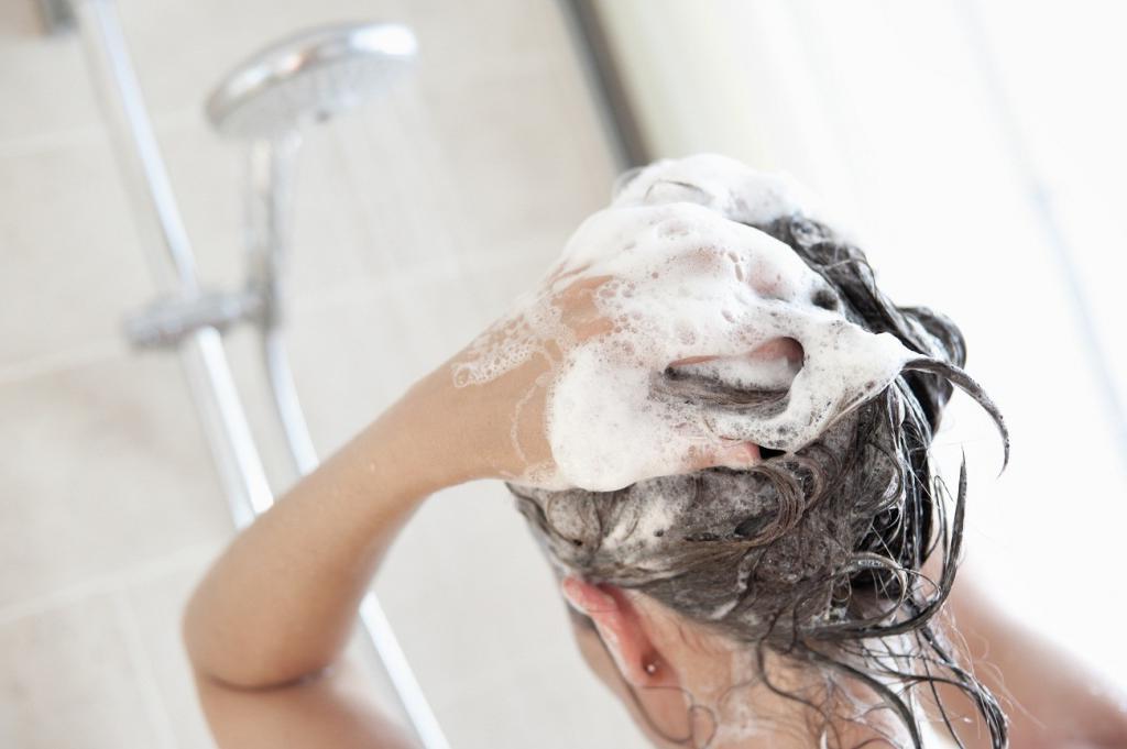 5 простых привычек, от которых лучше избавиться. Пользоваться твердым мылом в общественных местах - это плохая идея