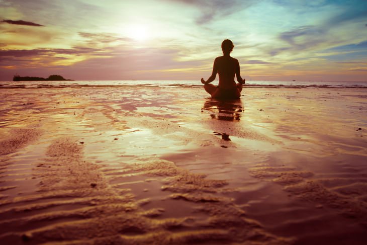 Чистый разум и тело: как медитация влияет на наш мозг и организм