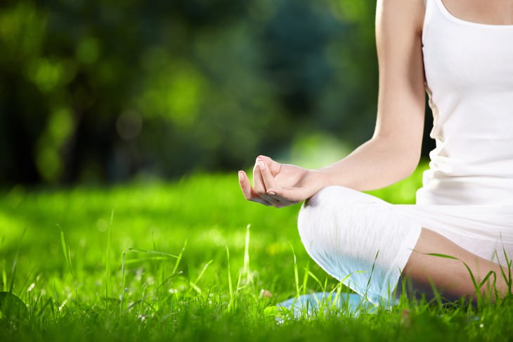 Чистый разум и тело: как медитация влияет на наш мозг и организм