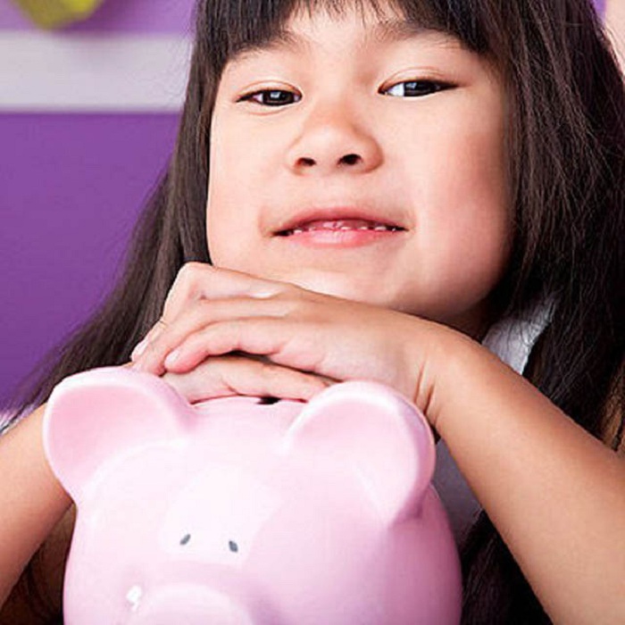 Составлять список желаний и не только: как с малых лет приучить ребенка бережно относиться к деньгам