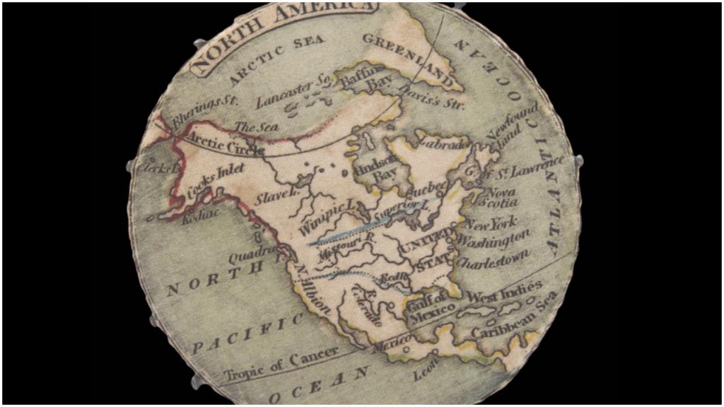Картографическая редкость: миниатюрная шелковая карта Северной Америки XIX века будет продана за $2212