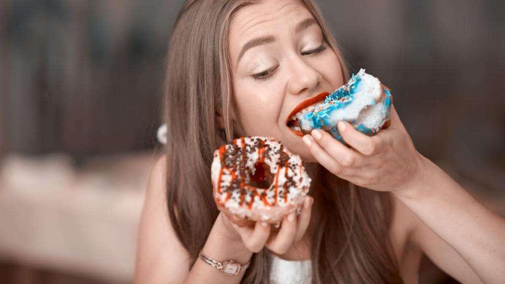 Полностью отказываться от сахара и сладостей опасно, специалисты объясняют причину