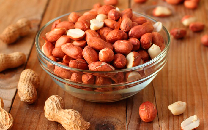Оставьте орехи для белок: 5 продуктов, которые следует исключить из рациона при гриппе