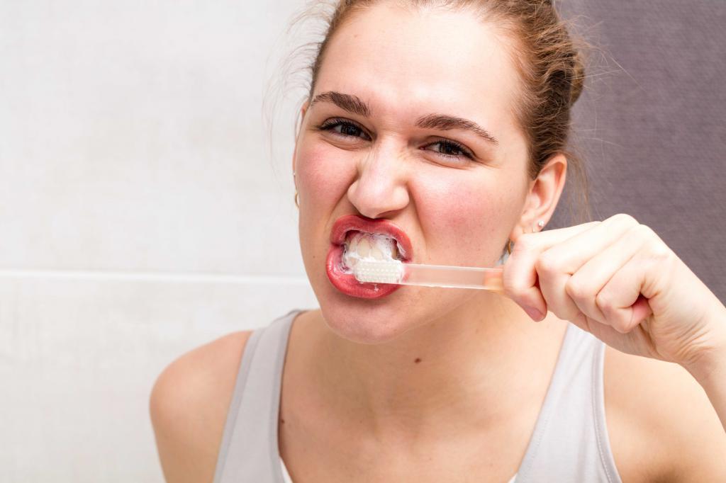 То, как вы чистите зубы, расскажет о вас много интересного