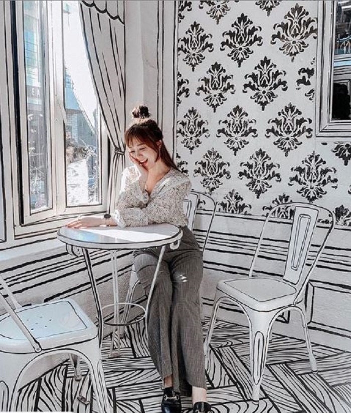 Мультяшное кафе: в Сеуле (Южная Корея) можно посетить кафе, интерьер которого выглядит как нарисованный мультик