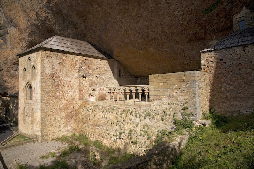 Средневековые деревни и крепости, тапас-бары и нетронутые туристами природные места: откройте для себя сказочный регион Арагон в Испании