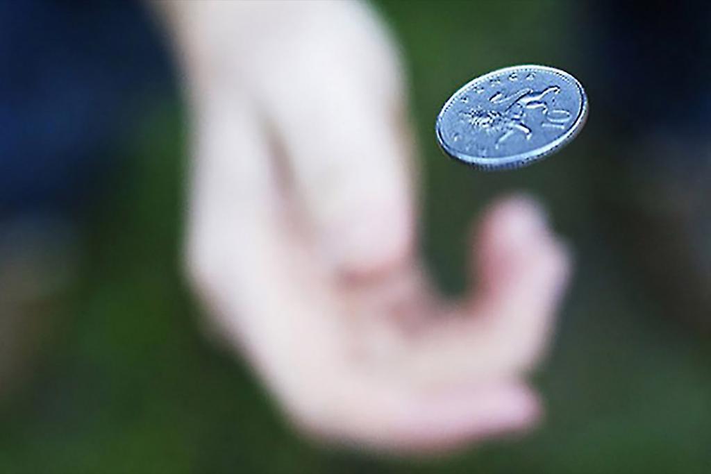 Подбрасывание монеты: сможет ли «орел-решка» помочь в принятии правильного решения