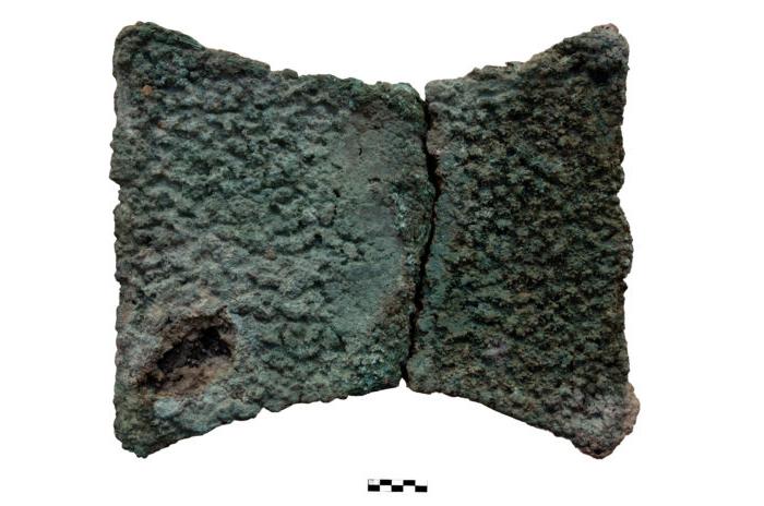 Минойский клад: на Крите археологи обнаружили изделия из золота, стекла и полудрагоценных камней возрастом несколько тысяч лет