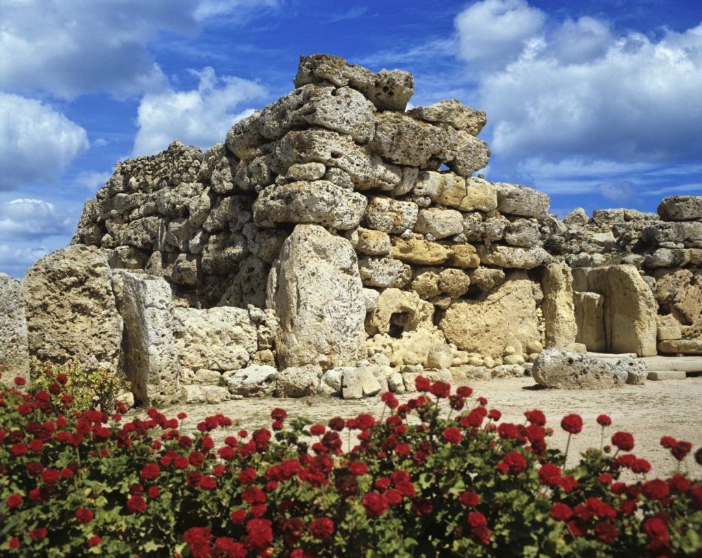 Мегалиты на Мальте, неолитическое поселение Нэп-оф-Хауар в Шотландии: самые древние сохранившиеся строения на планете