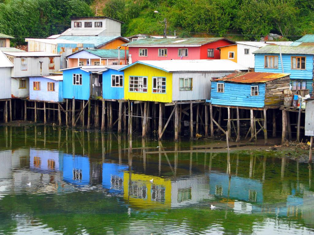 Место для тех, кто не любит толпы туристов: остров Чилоэ в Чили