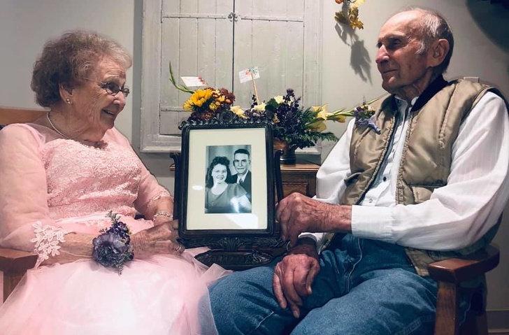 Пожилая пара отпраздновала 72-летие свадьбы. Любовь как в молодости: это дает многим надежду на счастье