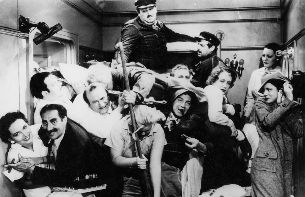"Чудо на 34-й улице" (1947): какие классические фильмы понравятся 10-летнему ребенку