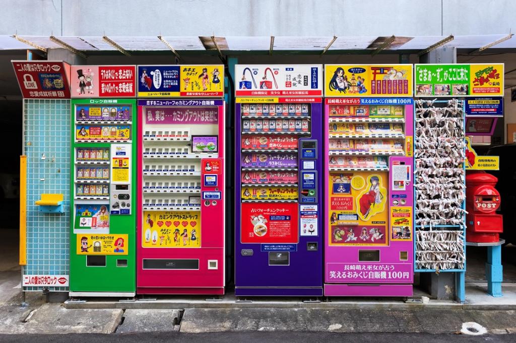 В Японии торговые автоматы вы найдете на каждом углу: на каждой станции, возле каждого магазина, рядом с каждым рисовым полем и даже на вершине горы Фудзи