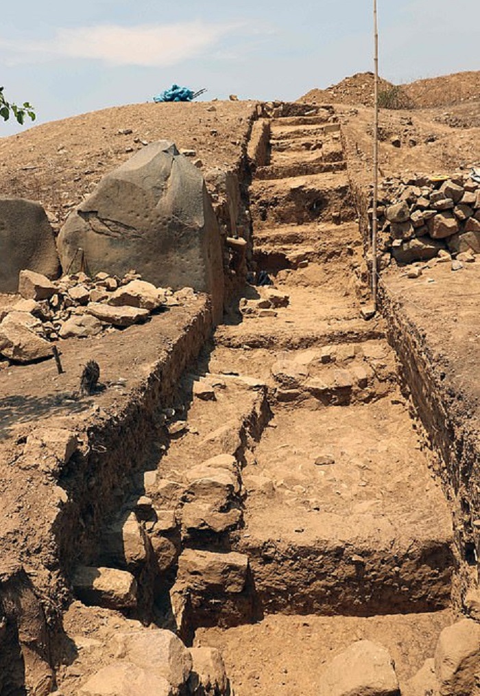 В Перу археологи обнаружили крупный мегалитический храм культа Воды возрастом 3000 лет