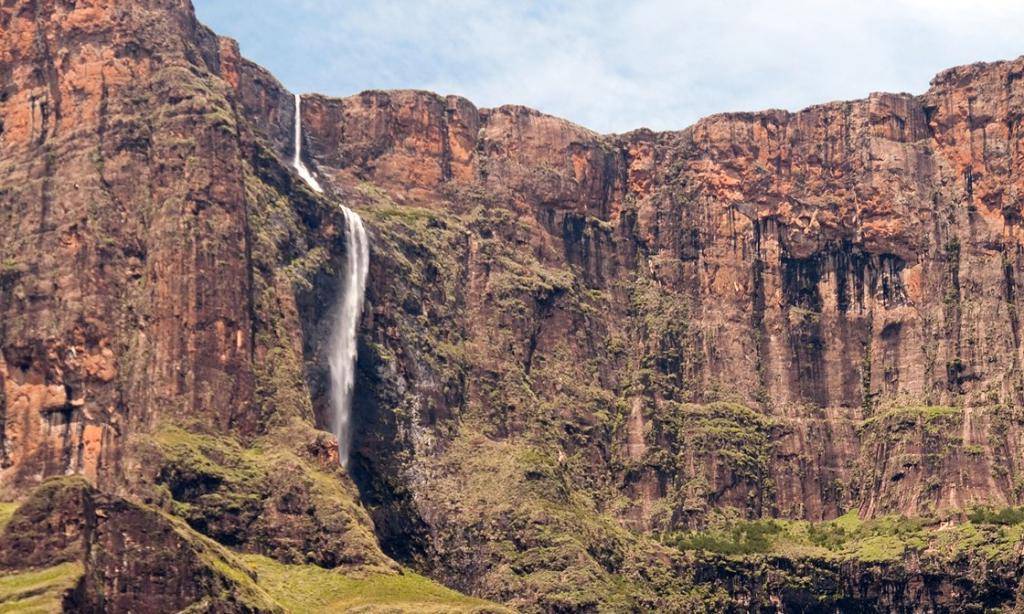 Самые длинные, максимально широкие, бесконечно глубокие: великолепные водопады планеты