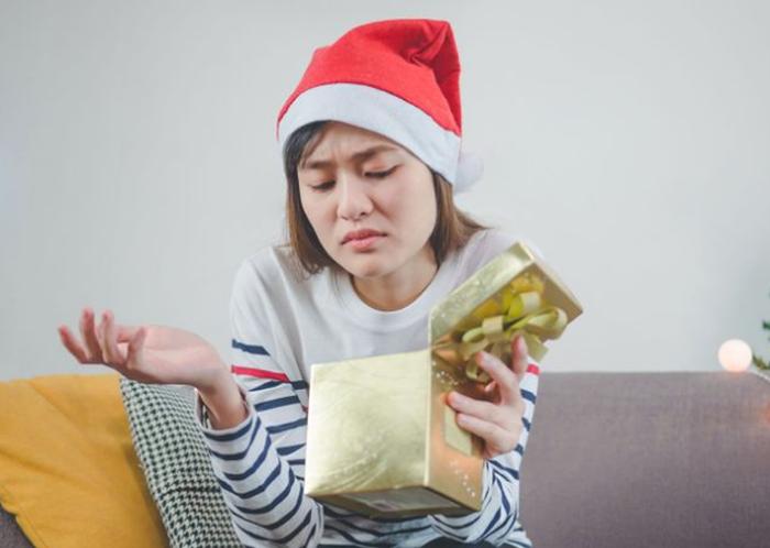 Проблемы тех, кто празднует день рождения в декабре: подарки, завернутые в рождественскую бумагу, и не только