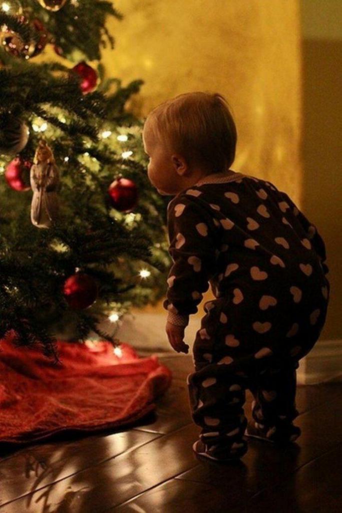 Родители решили не готовить детям новогодние подарки: вместо игрушек они подарят им свое время