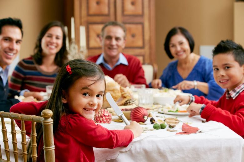 Наш семейный доктор рассказал, откуда черпать энергию во время праздников: вкусно есть, и не только