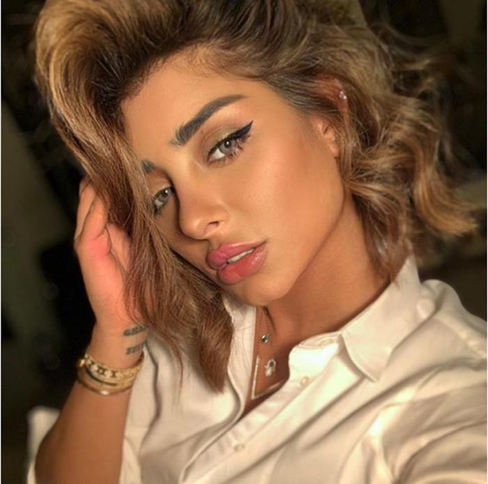 «Красота приходит во всех формах и цветах!»: кувейтская модель Гадир Султан вызвала споры в Сети своими неоднозначными образами