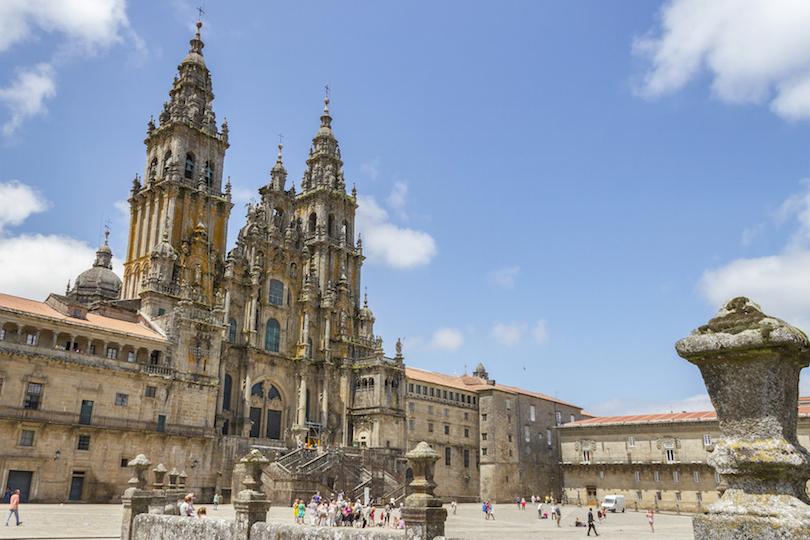 Католики Испании очень привержены своей религии: испанские церкви, которые вызывают трепет у всех туристов