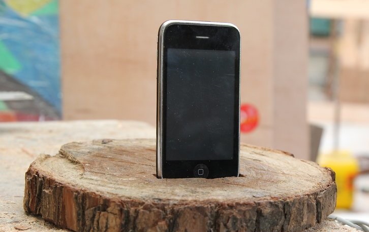 Как сделать стильную док-станцию из дерева для телефона своими руками: пошаговая инструкция