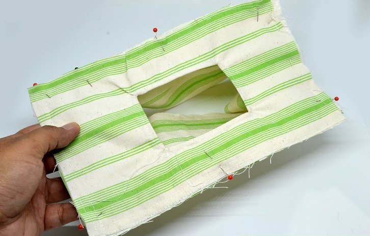 Как сделать красивую тканевую коробочку для хранения салфеток: пошаговая инструкция