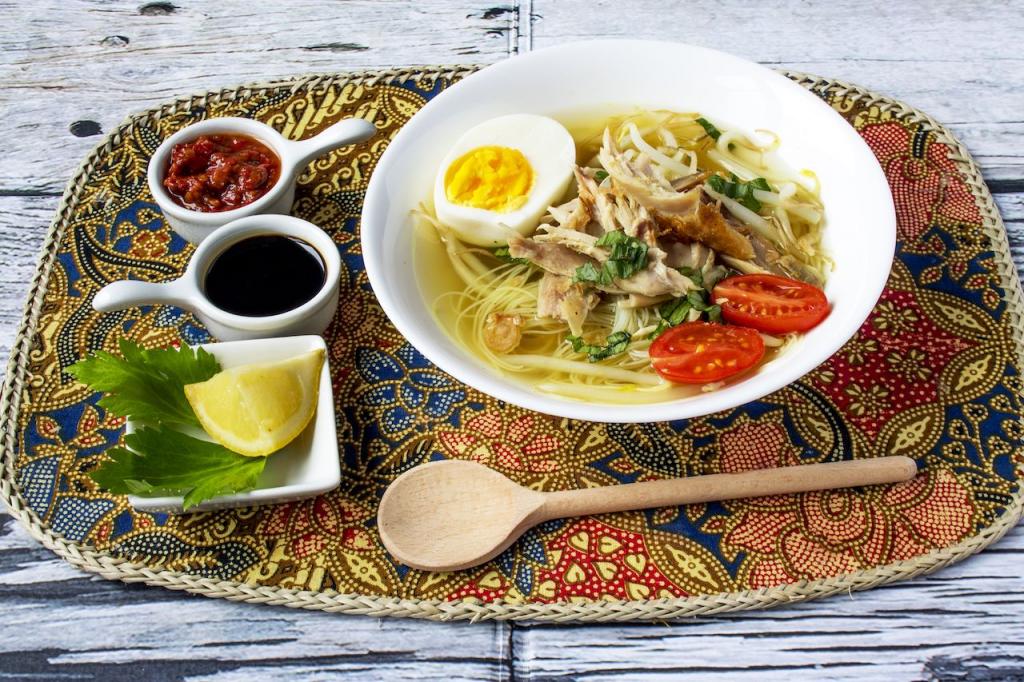 Не рамэном единым: гавайский саймин и еще 6 супов с лапшой, которые стоит отведать в разных странах мира