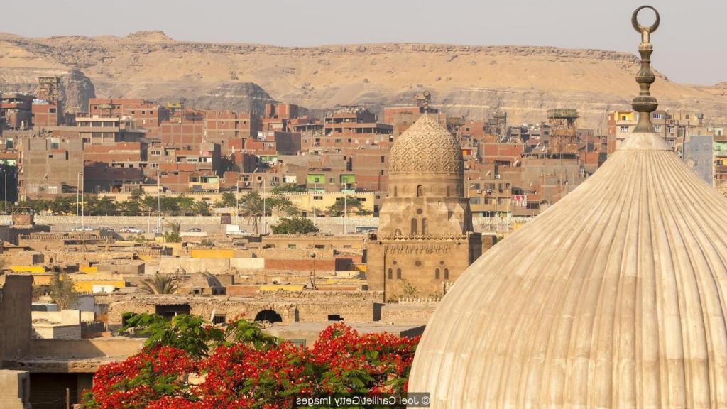 Почему вам стоит посетить Каир: интересные факты, вкусная еда, исторические храмы и не только