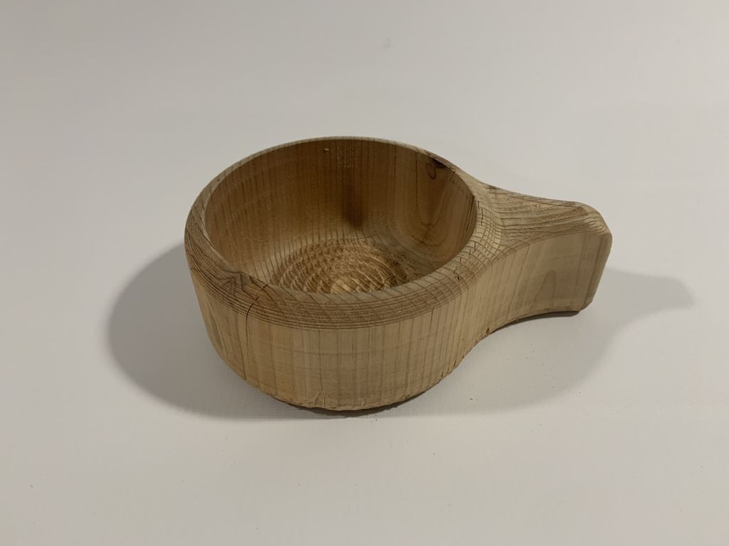 Скандинавское ремесло: делаем кофейную кружку из цельного куска древесины