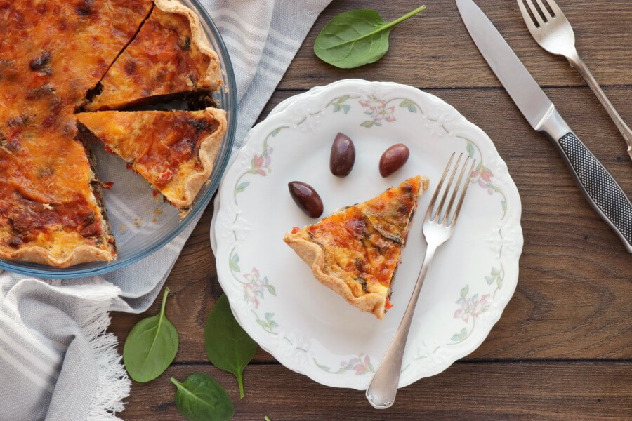Средиземноморский пирог с оливками и овощами. Очень вкусное блюдо греческой кухни