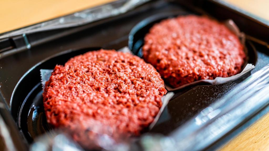 Насколько безопасен отказ от мяса: как веганская диета вредит человеку