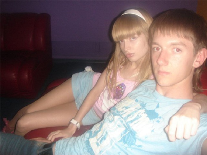 Как выглядел единственный парень, с которым русская Барби Анжелика встречалась в 18 лет (фото). С тех пор мужчины для нее под запретом родителей