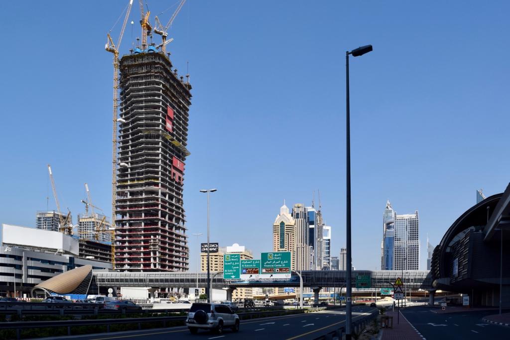 В Дубае построят спиральный небоскреб, похожий на башню "Эволюция" Москва-Сити