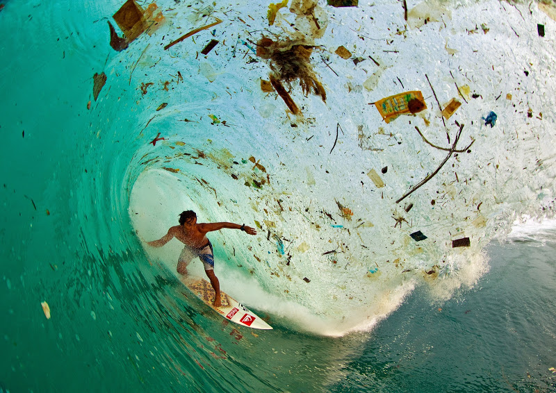Земля задыхается и тонет в пластике: 10 фото, которые показывают степень разрушительного влияния человека на планету