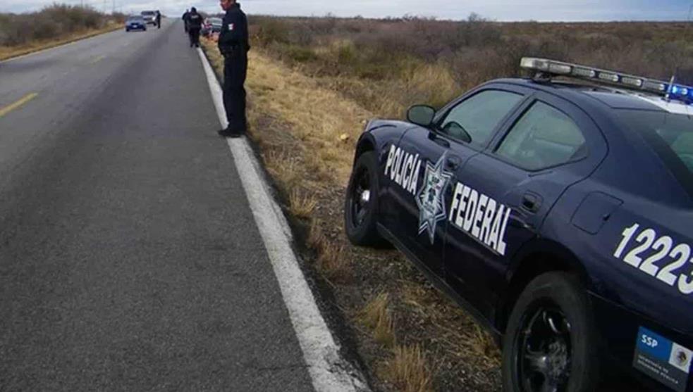 В салоне места не нашлось: в Аргентине полиция оштрафовала водителя, который вез тещу в багажнике авто