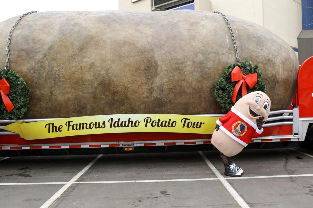 Дом-памятник в виде самого большого картофеля в мире продается за 920 тысяч долларов