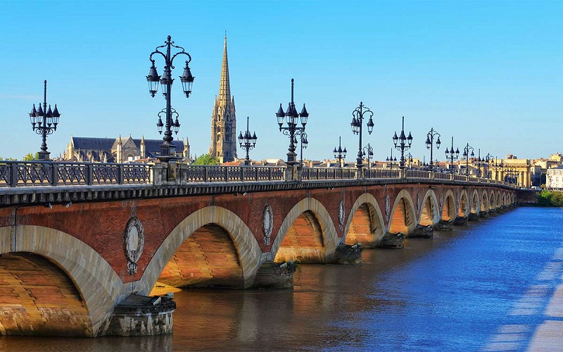 Где остановиться в Бордо: лучшие варианты размещения для всех категорий туристов
