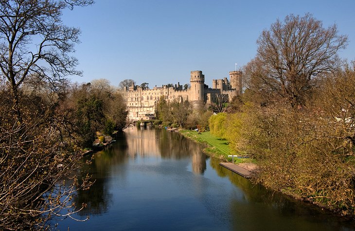 Самые популярные достопримечательности английского города Уорика: изучаем городской замок 14 века и многое другое