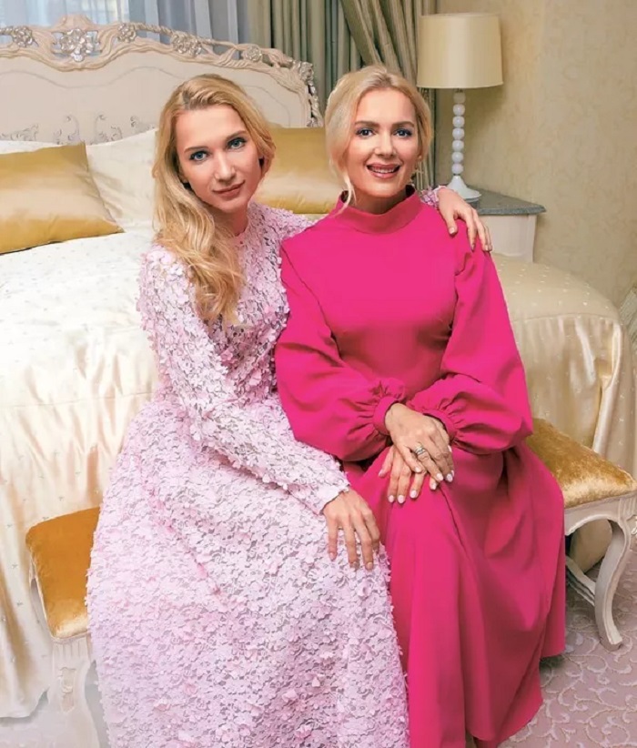 Дочери Гоши Куценко и Марии Порошиной уже 24 года: чем она занимается и как сейчас выглядит (новые фото)