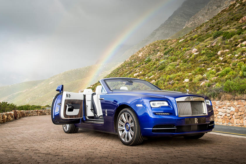 Мы позволим детям мира разработать новый автомобиль: Rolls-Royce нашел занятие для детей во время карантина