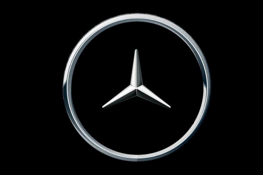 Mercedes отвечает на вызов Audi и присылает свое креативное видение эмблемы из четырех колец