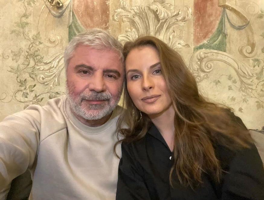 Возраст ей к лицу: Сосо Павлиашвили с красавицей-женой