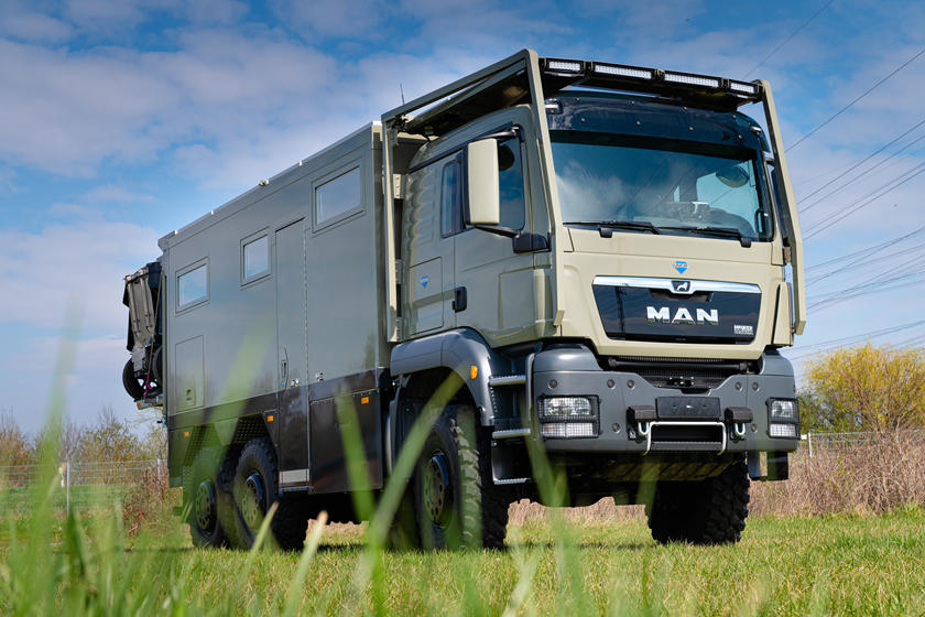 Симбиоз грузовика и роскошного автодома: компания Unicat GmbH представила свое творение - Unicat MD56c MAN TGS 6x6