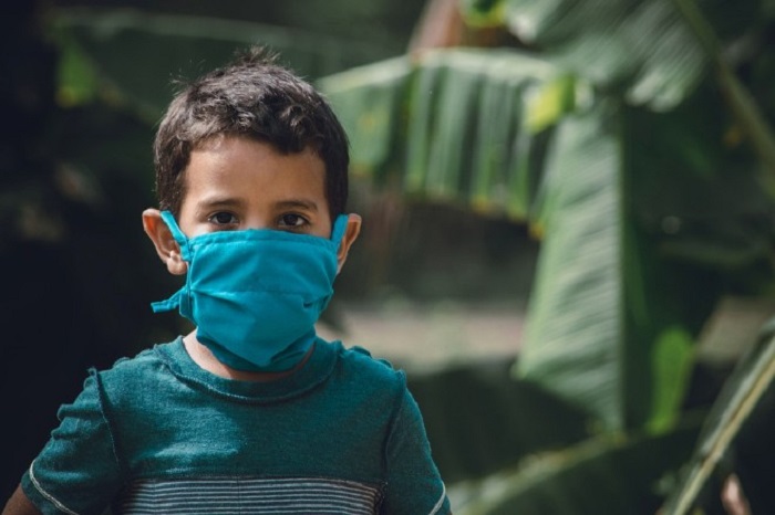 Жара и коронавирус: ученые объяснили, почему прогулка в летний день во время пандемии может быть опасной